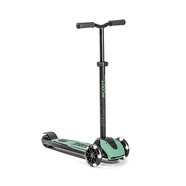 Scooter Highwaykick 5 Forest LED - Scoot and Ride